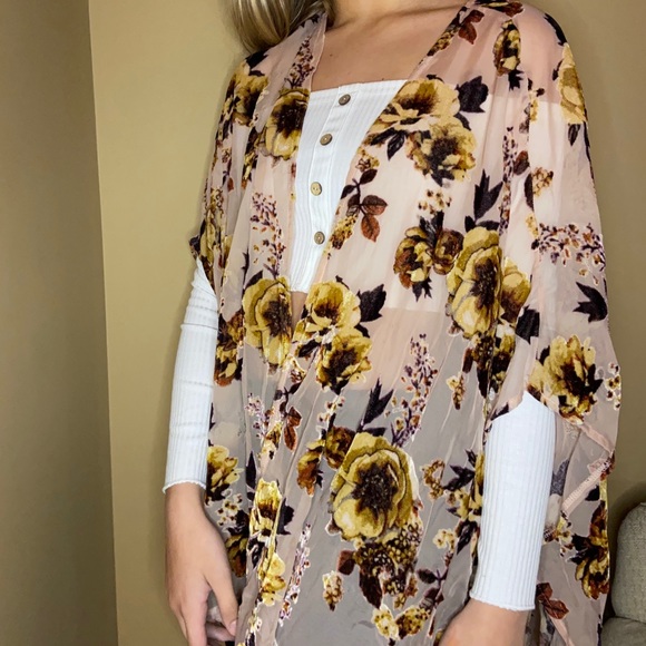 Rue21 Tops - Rue 21 Sheer Velvet Flower Kimono